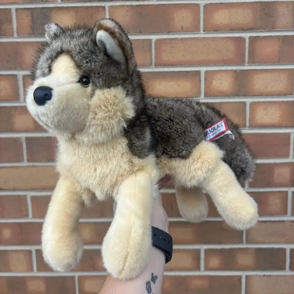 Douglas Cuddle Toy Alder Dlux Wolf Realistic Plush Stuffed Animal #1895 Retired